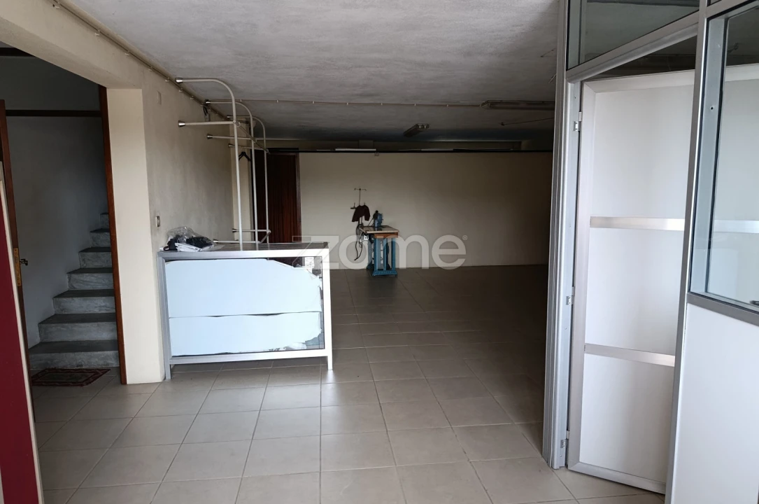 Prédio para Venda em Barcelos, V.Boa, V.Frescainha Foto 13