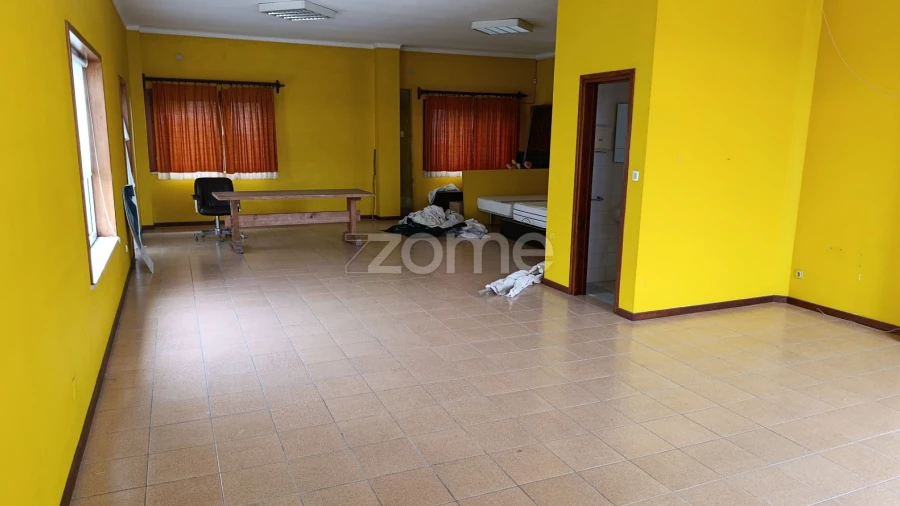 Prédio para Venda em Barcelos, V.Boa, V.Frescainha