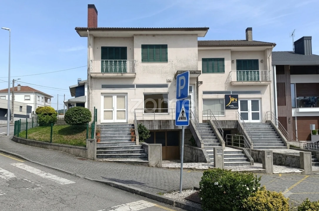 Prédio para Venda em Barcelos, V.Boa, V.Frescainha Foto 1