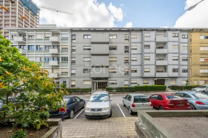Apartamento T2 para Arrendamento em Bonfim