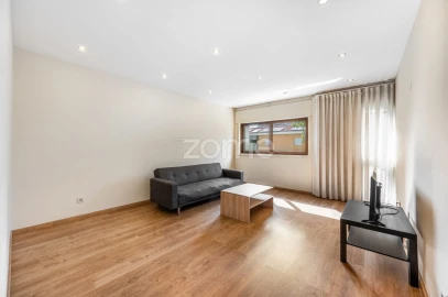 Apartamento T2 para Arrendamento em Bonfim