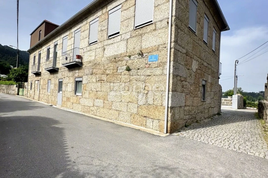 Apartamento T1 para Venda em Tagilde e Vizela (São Paio) Foto 1