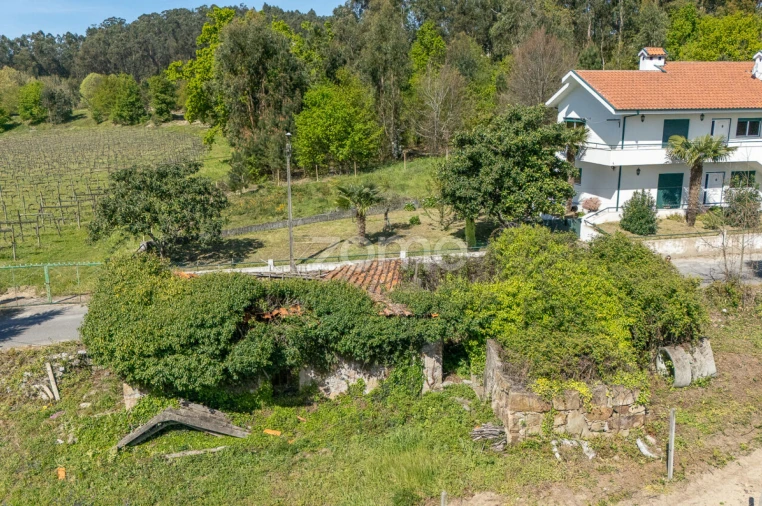 Moradia T2 para Venda em Aveleda Foto 10