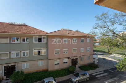 Apartamento T2 para Arrendamento em Cascais e Estoril