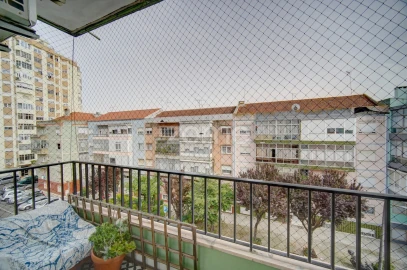 Apartamento T3 para Venda em Odivelas