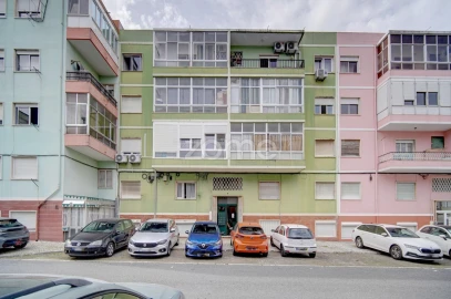 Apartamento T3 para Venda em Odivelas
