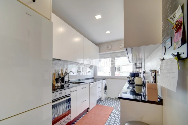 Apartamento T3 para Venda em Odivelas Foto 8