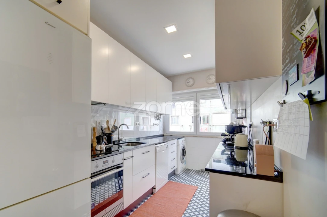 Apartamento T3 para Venda em Odivelas Foto 8