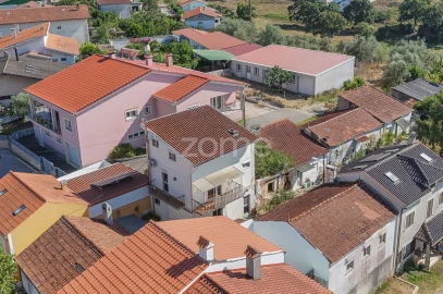 Moradia T5 para Venda em Santa Clara e Castelo Viegas