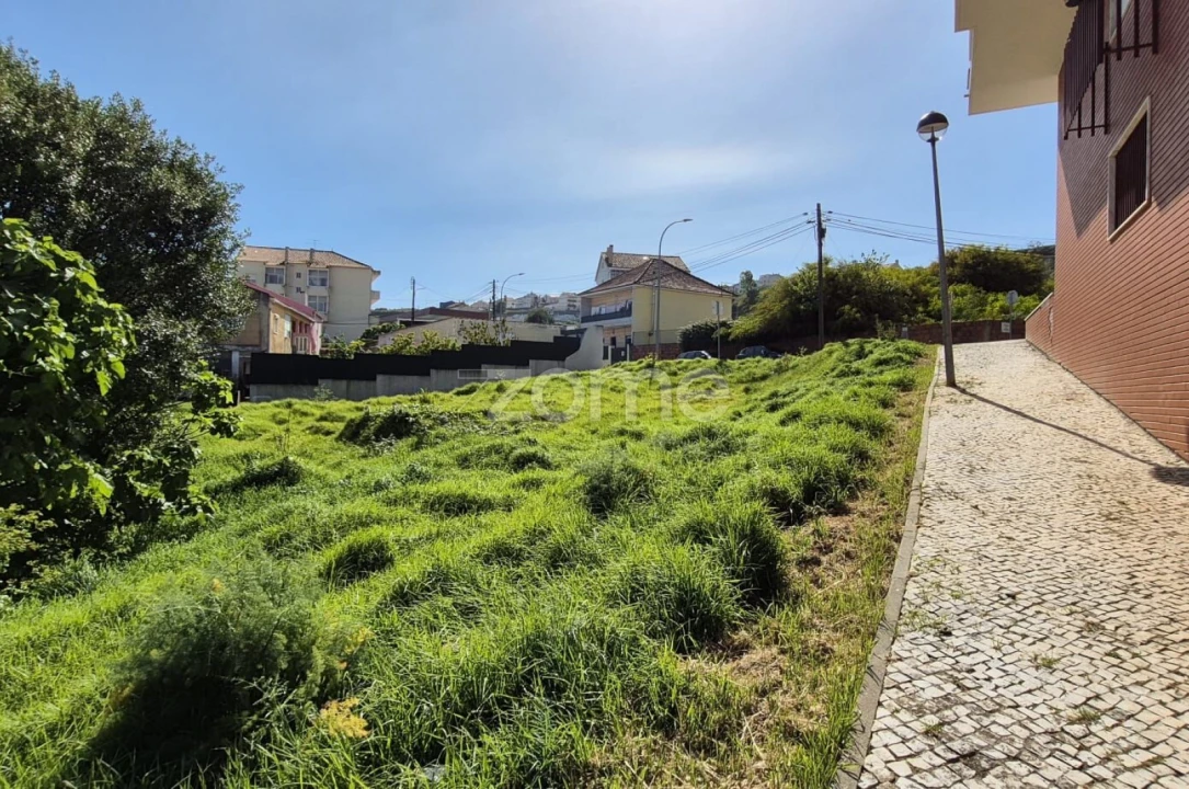 Terreno para Venda em Mina de Água Foto 1