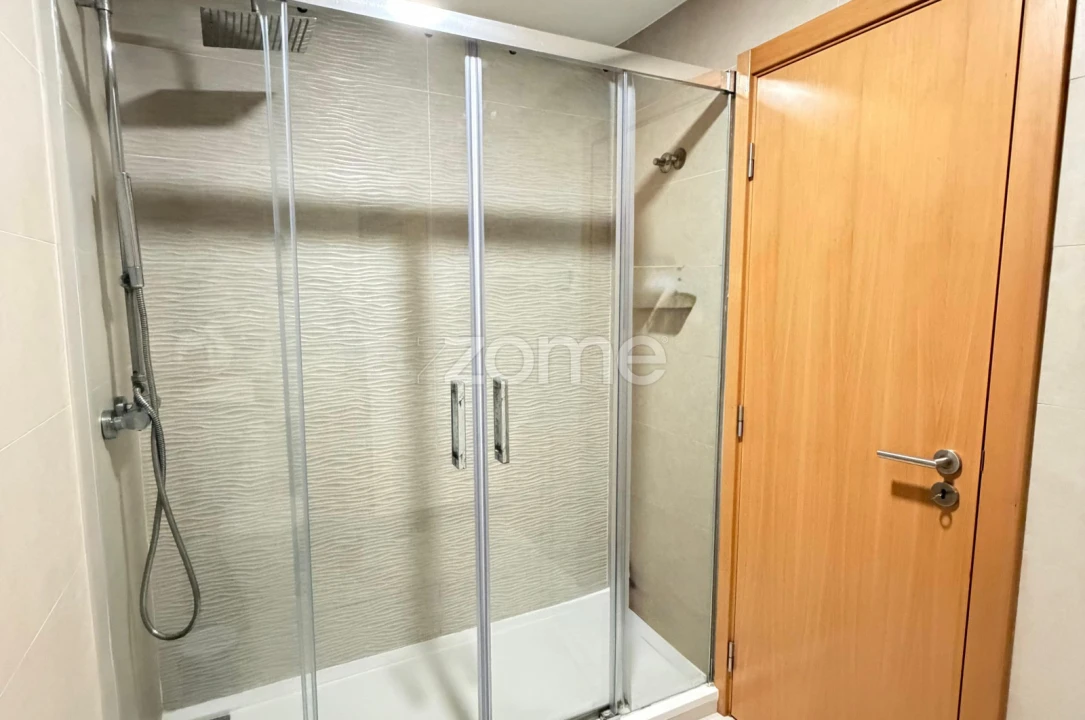 Apartamento T2 para Arrendamento em Almada, Cova da Piedade, Pragal e Cacilhas Foto 13