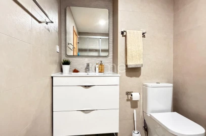 Apartamento T2 para Arrendamento em Almada, Cova da Piedade, Pragal e Cacilhas