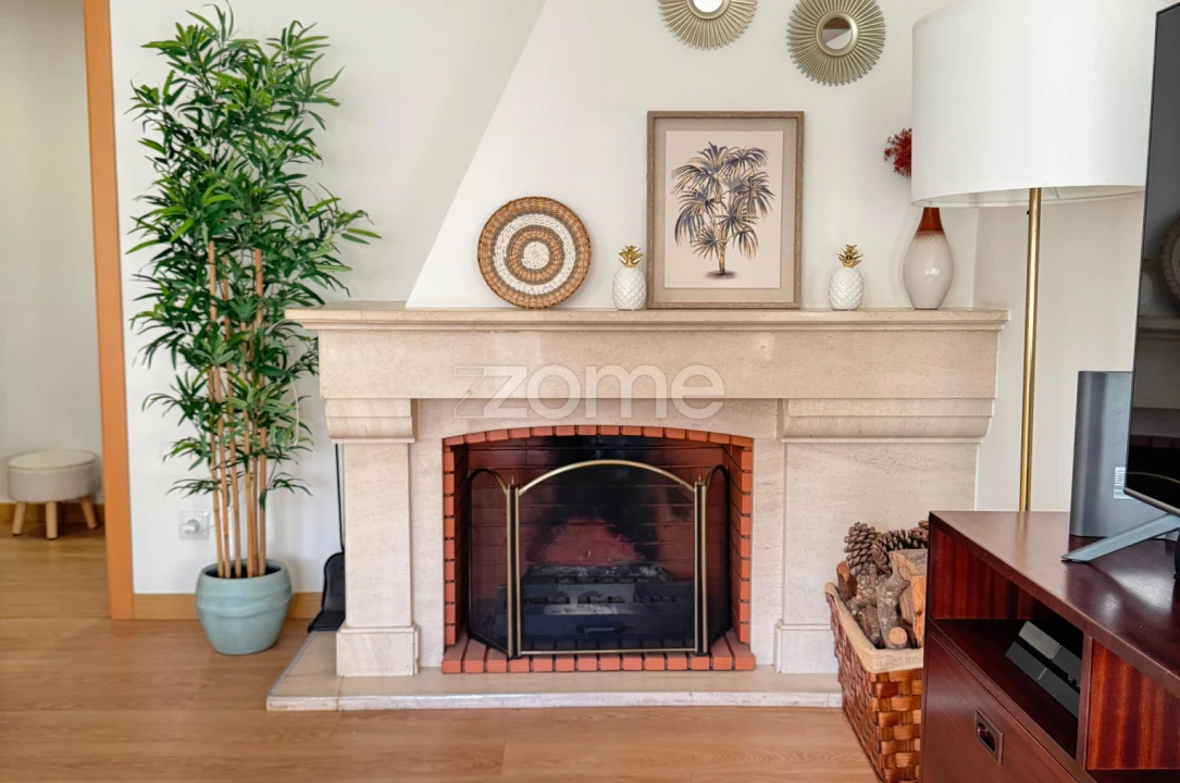 Apartamento T2 para Arrendamento em Almada, Cova da Piedade, Pragal e Cacilhas Foto 3