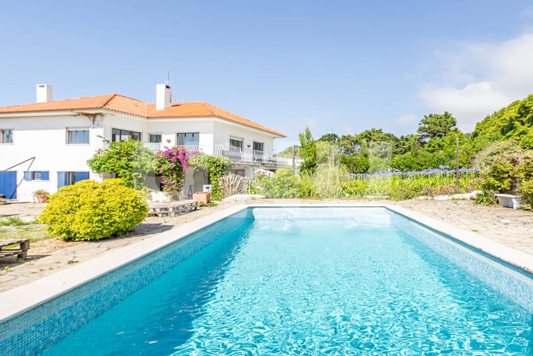 Quinta T6 para Venda em Colares Foto 1