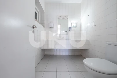 Quinta T6 para Venda em Colares