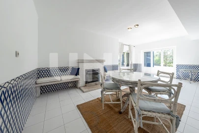 Quinta T6 para Venda em Colares