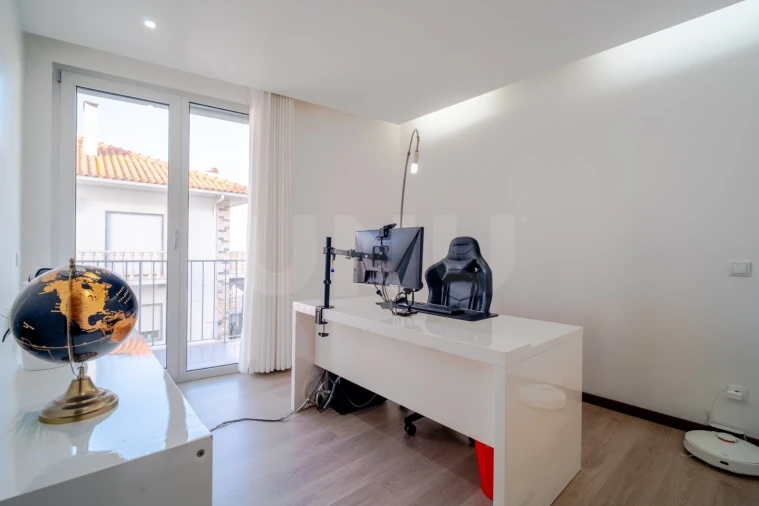 Apartamento T3 para Venda em Nazare Foto 9