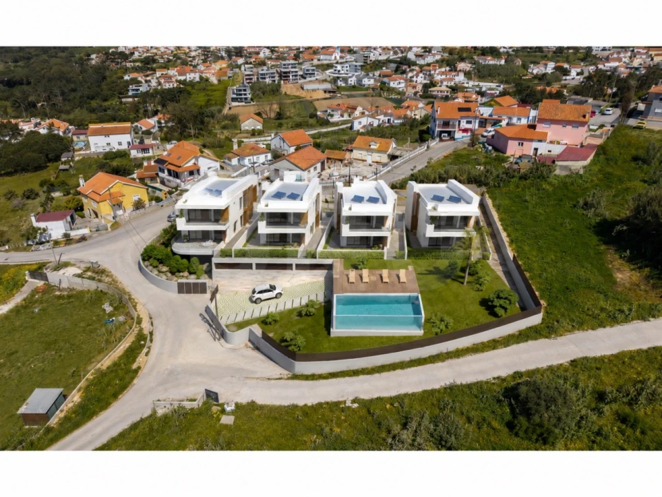 Moradia T3 para Venda em Ericeira Foto 1
