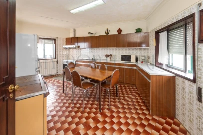 Moradia T4 para Venda em Custoias