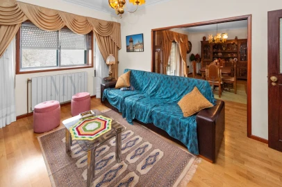 Moradia T4 para Venda em Custoias