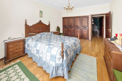 Moradia T4 para Venda em Custoias