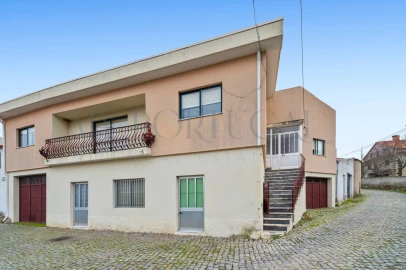 Moradia T4 para Venda em Custoias