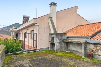 Moradia T4 para Venda em Custoias