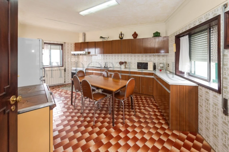 Moradia T4 para Venda em Custoias Foto 7