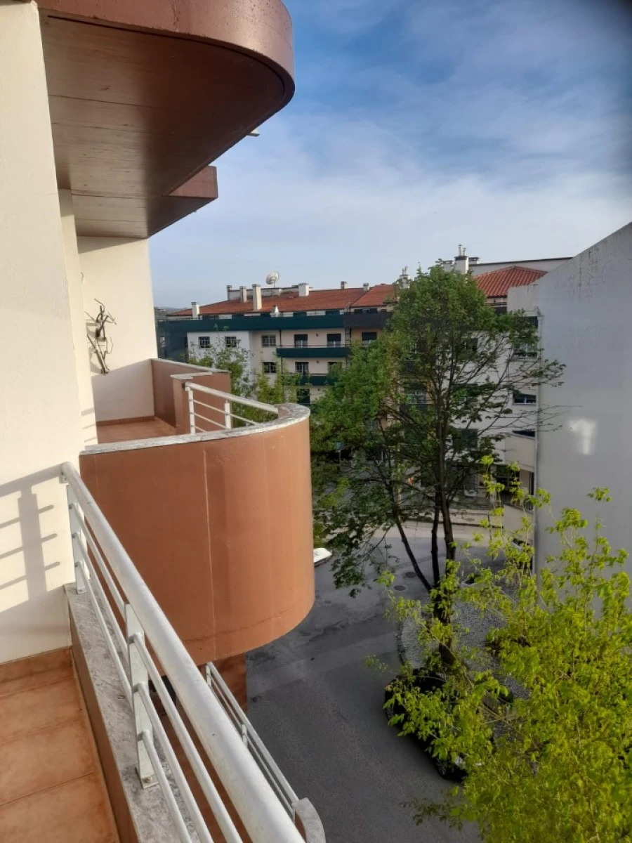 Apartamento T3 para Venda em Marrazes e Barosa Foto 16