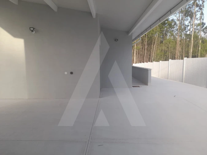 Moradia T3 para Venda em Fonte de Angeão e Covão do Lobo Foto 9