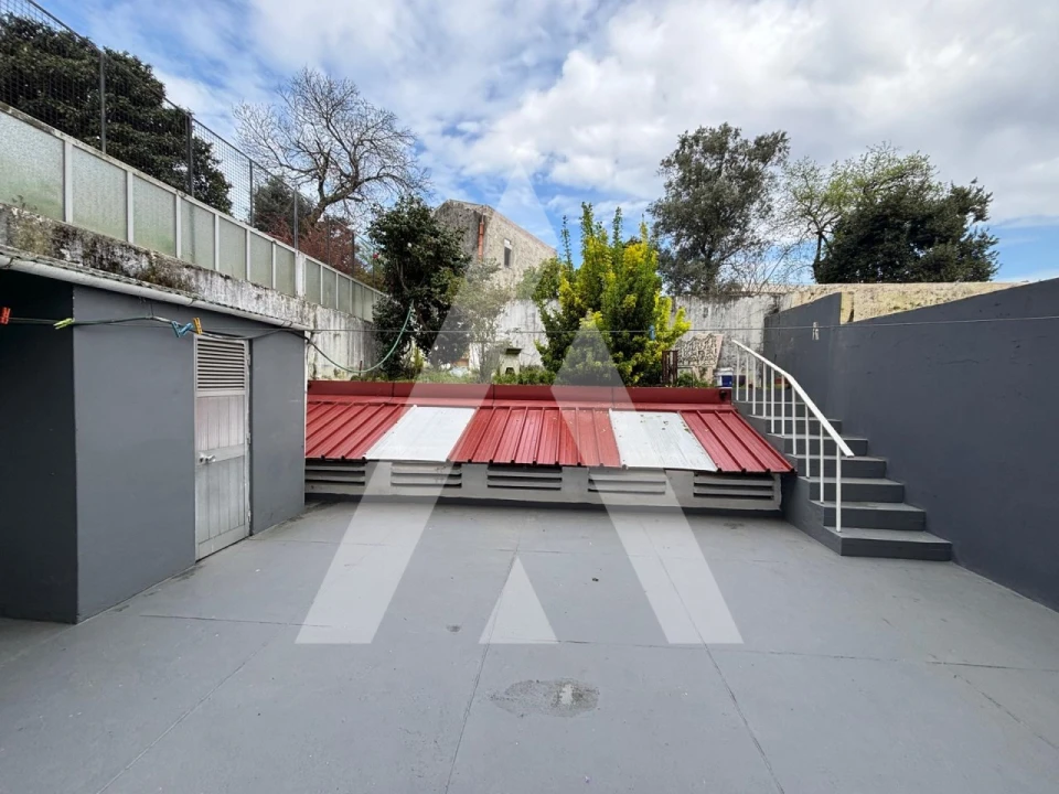 Apartamento T3 para Venda em Campanhã Foto 4