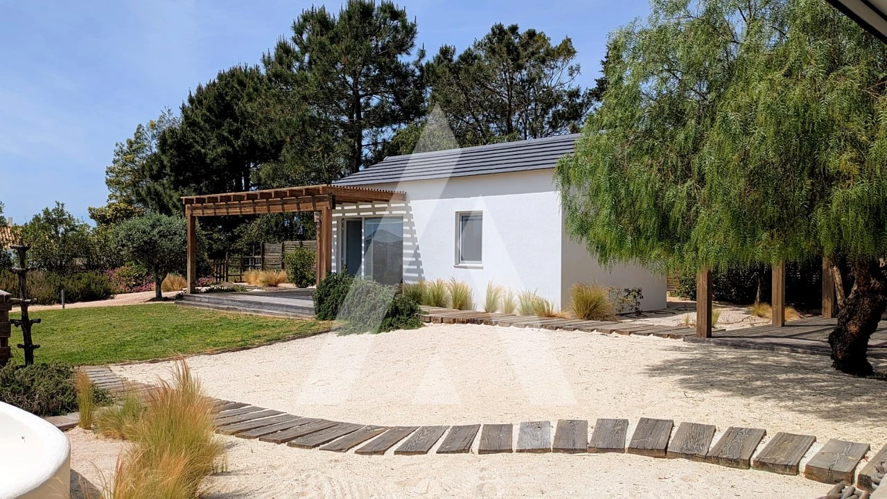 Moradia T5 para Venda em Santa Maria do Castelo e Santiago e Santa Susana Foto 9