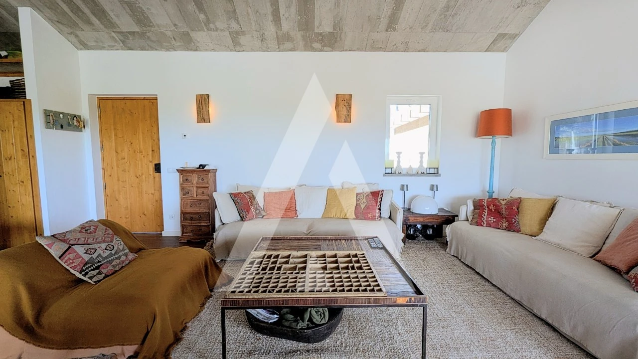 Moradia T5 para Venda em Santa Maria do Castelo e Santiago e Santa Susana Foto 10