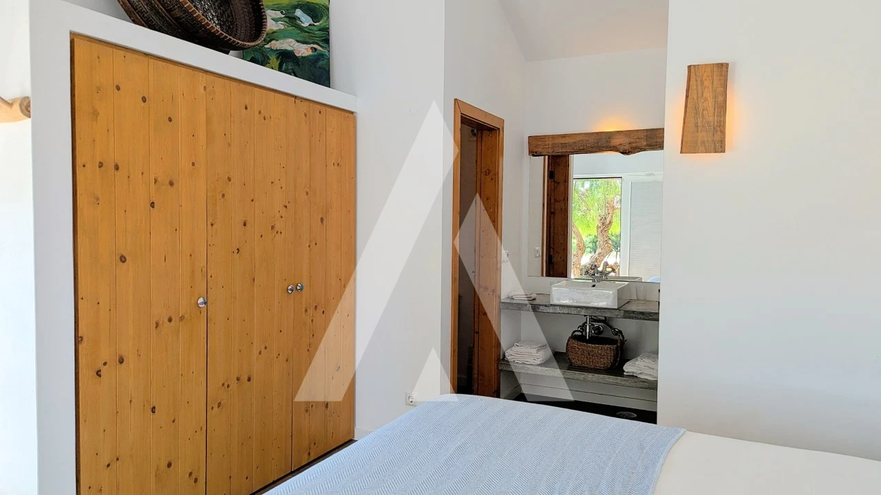 Moradia T5 para Venda em Santa Maria do Castelo e Santiago e Santa Susana Foto 25