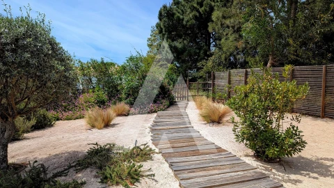 Moradia T5 para Venda em Santa Maria do Castelo e Santiago e Santa Susana