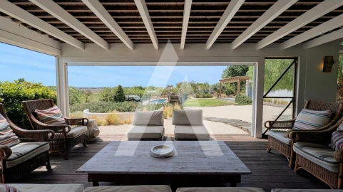 Moradia T5 para Venda em Santa Maria do Castelo e Santiago e Santa Susana