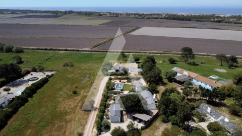 Moradia T5 para Venda em Santa Maria do Castelo e Santiago e Santa Susana