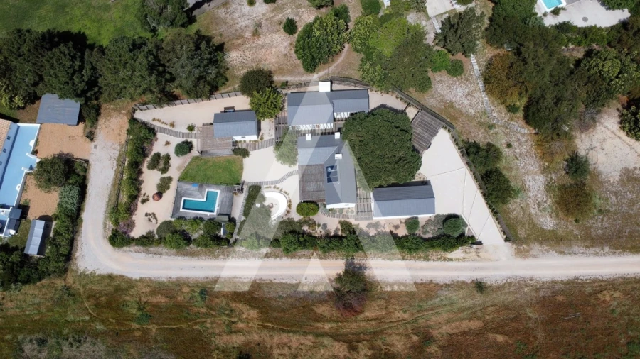 Moradia T5 para Venda em Santa Maria do Castelo e Santiago e Santa Susana Foto 38