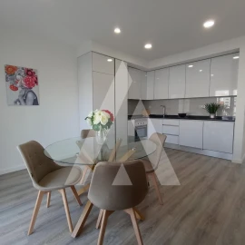 Apartamento T3 para Venda em Benfica
