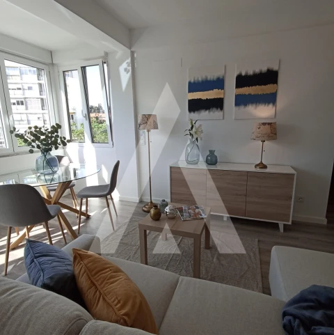 Apartamento T3 para Venda em Benfica