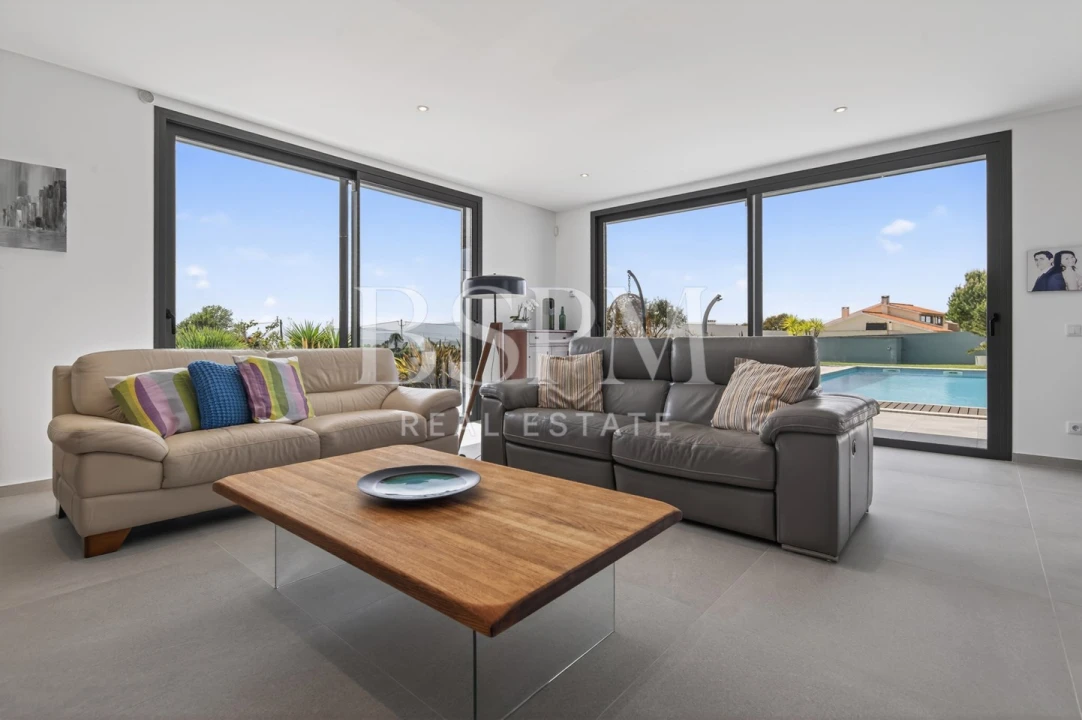 Moradia T4 para Venda em Carvalhal Foto 8