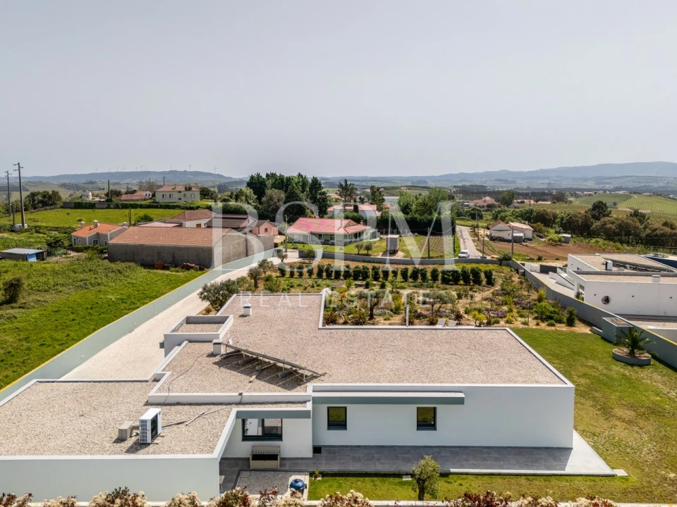 Moradia T4 para Venda em Carvalhal Foto 71