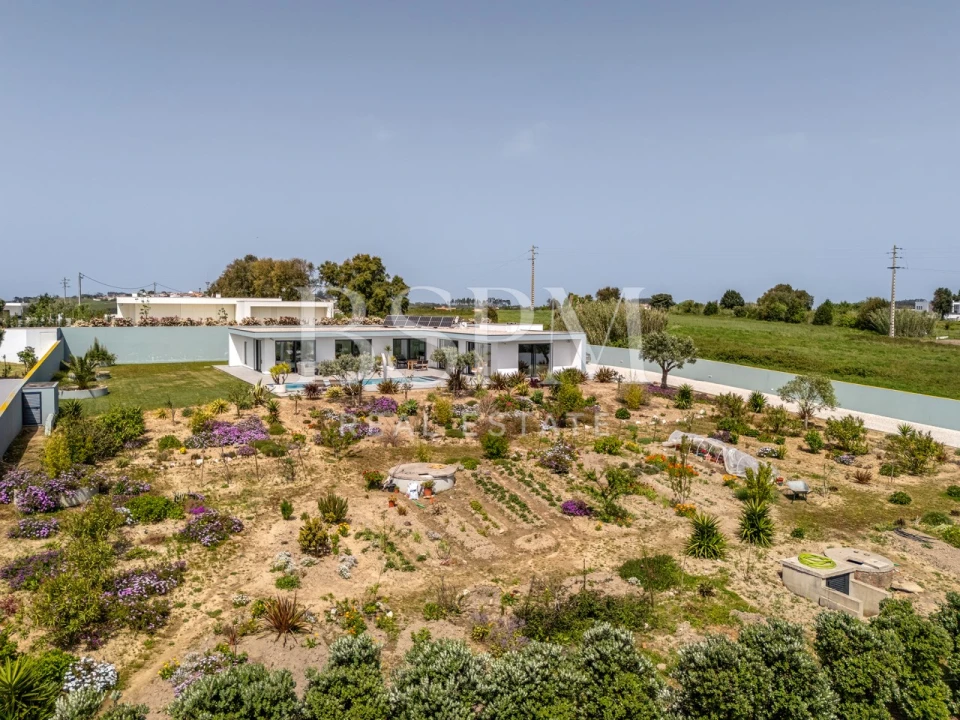 Moradia T4 para Venda em Carvalhal Foto 72