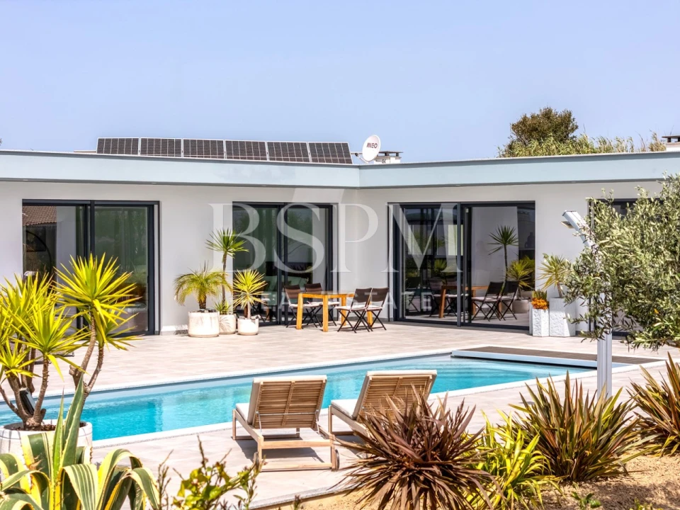 Moradia T4 para Venda em Carvalhal Foto 3