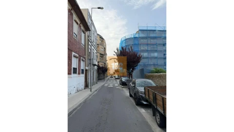 Moradia T3 para Venda em Matosinhos e Leça da Palmeira