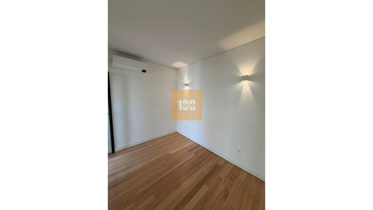 Moradia T3 para Venda em Matosinhos e Leça da Palmeira Foto 21