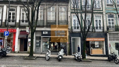 Negócio para Arrendamento em Cedofeita, Santo Ildefonso, Sé, Miragaia, São Nicolau e Vitória