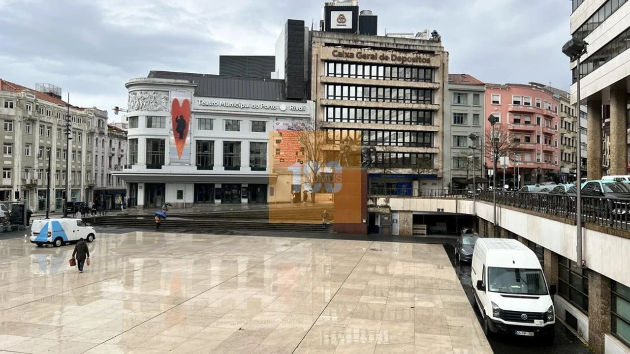 Negócio para Arrendamento em Cedofeita, Santo Ildefonso, Sé, Miragaia, São Nicolau e Vitória Foto 17