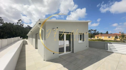 Moradia T3 para Venda em Fonte de Angeão e Covão do Lobo