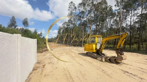 Moradia T3 para Venda em Fonte de Angeão e Covão do Lobo